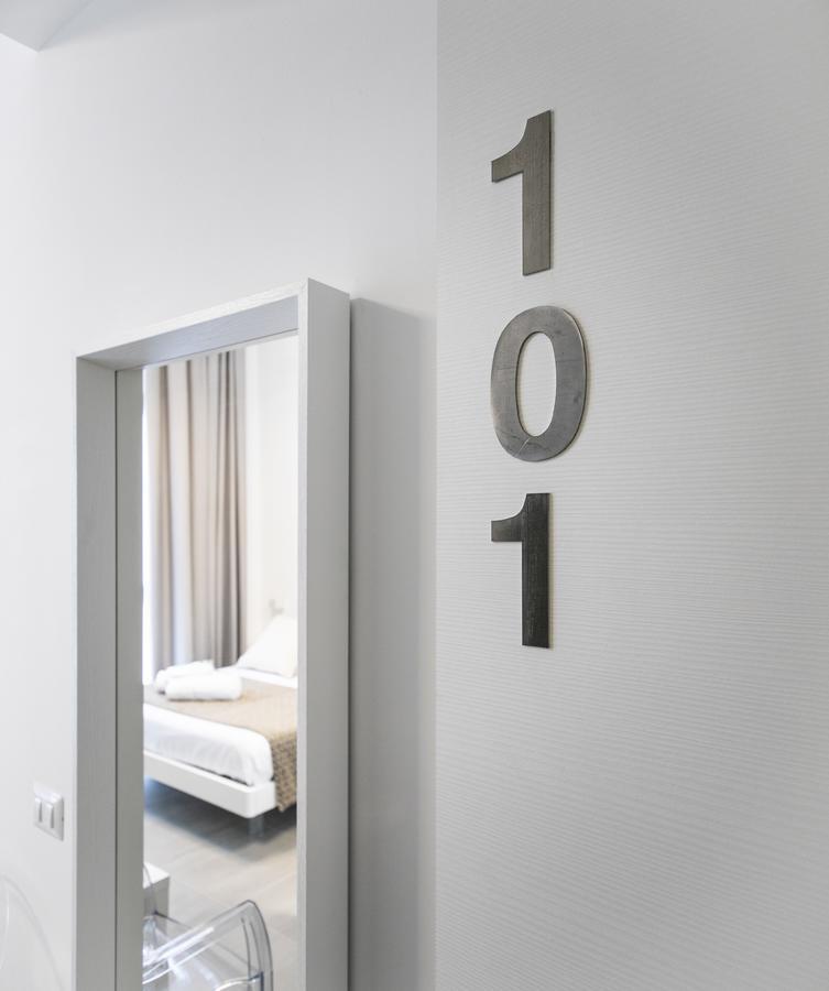 Suite Quaroni Palermo Exteriör bild